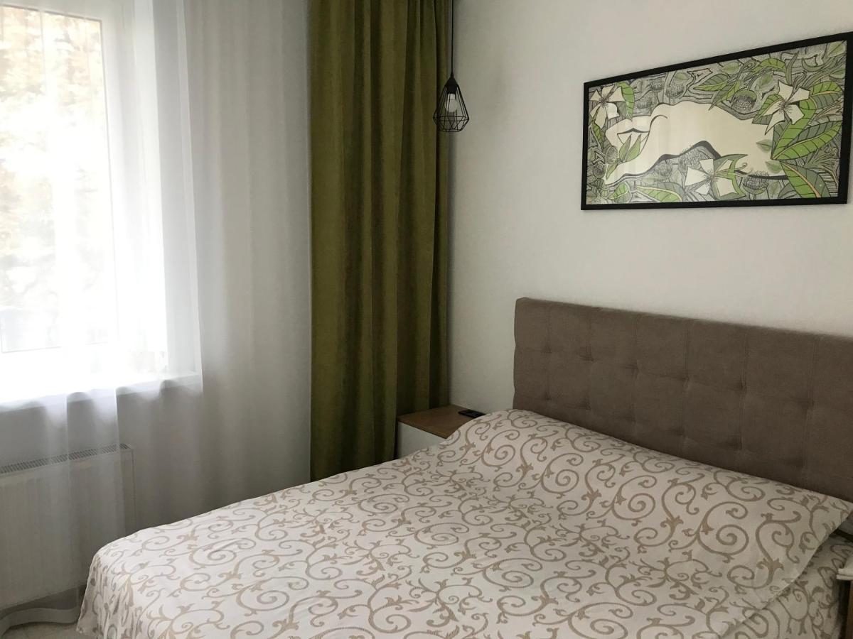 Two Level Appartment In The Centre Of ลวีฟ ภายนอก รูปภาพ